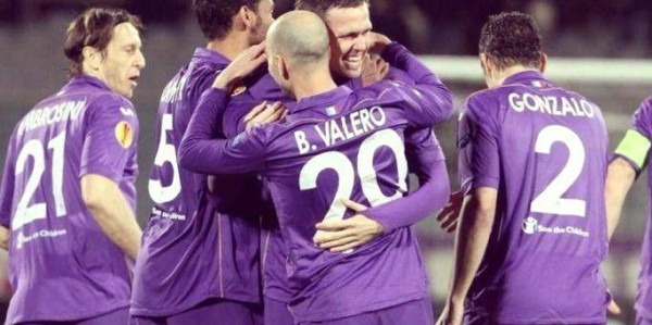 意甲争冠生死线！AC 米兰主场碾压垫底佛罗伦萨，保级队难破红黑堡垒？